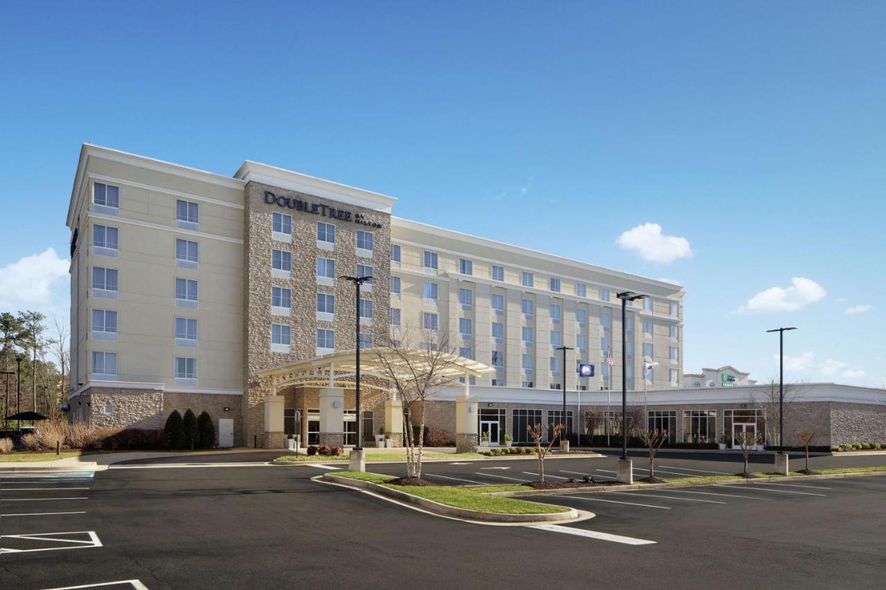 Doubletree Richmond Airport Hotel Сандстън Екстериор снимка